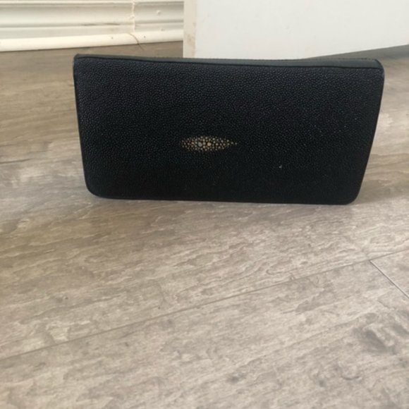 Genuine Sting Ray Brand New Two Way Clutch - Picture 2 of 4